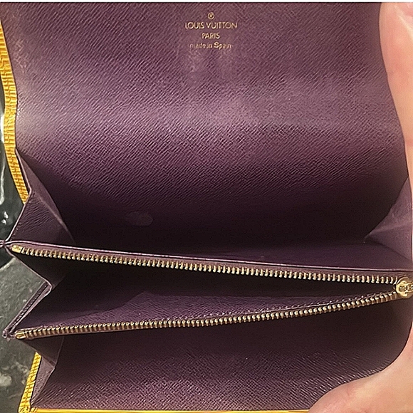 AUTHENTIC LOUIS VUITTON EPI PORTE LEATHER WALLET  PRISTINE CONDITION - Picture 4 of 7
